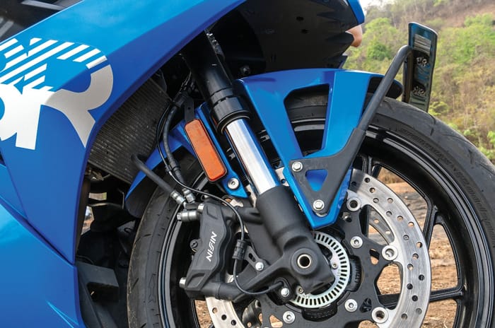 Suzuki GSX8R review: the subtle sportsbike
